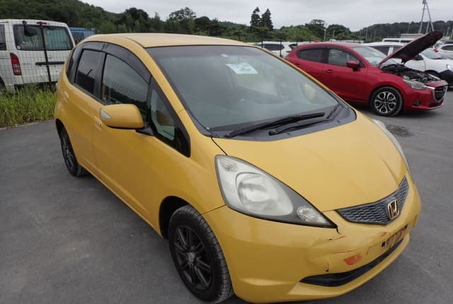 2010 Honda Fit JDM car for sale — photo 7 of 25