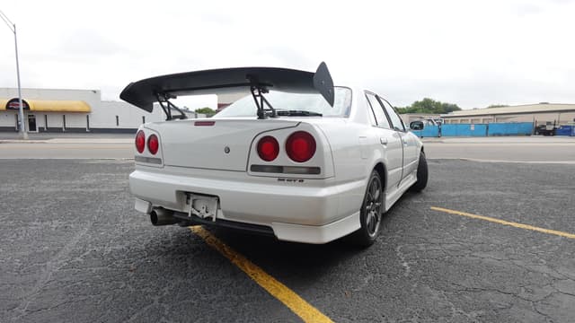 2000 Nissan Skyline JDM car for sale — photo 6 of 12