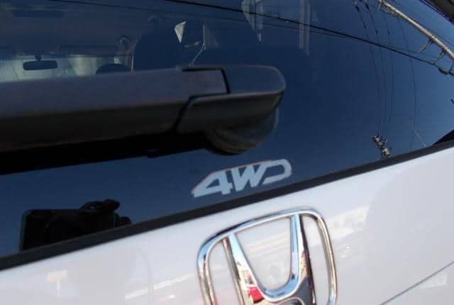 2011 Honda Odyssey JDM car for sale — photo 18 of 20