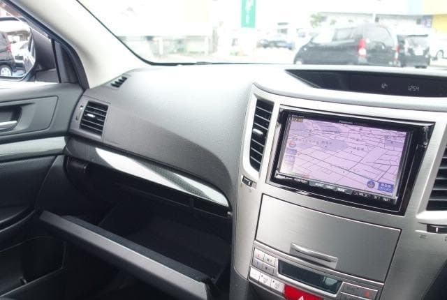 2011 Subaru Legacy JDM car for sale — photo 13 of 25