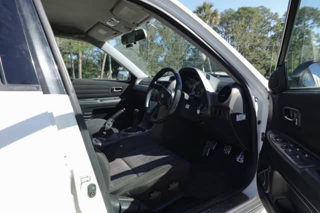 2001 Toyota Altezza JDM car for sale — photo 11 of 16