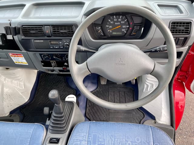 2000 Mitsubishi Minicab JDM car for sale — photo 20 of 25