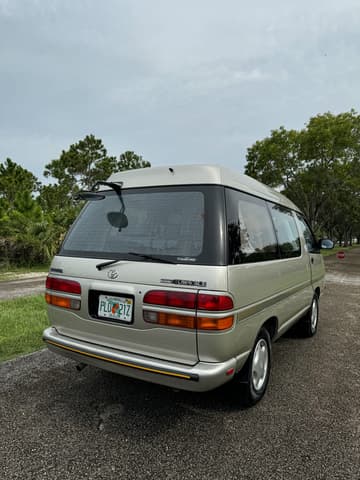 1996 Toyota Townace JDM car for sale — photo 4 of 15