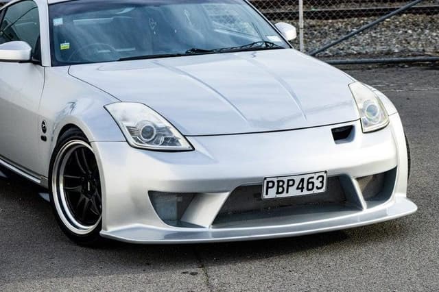 2006 Nissan Fairlady Z JDM car for sale — photo 15 of 19
