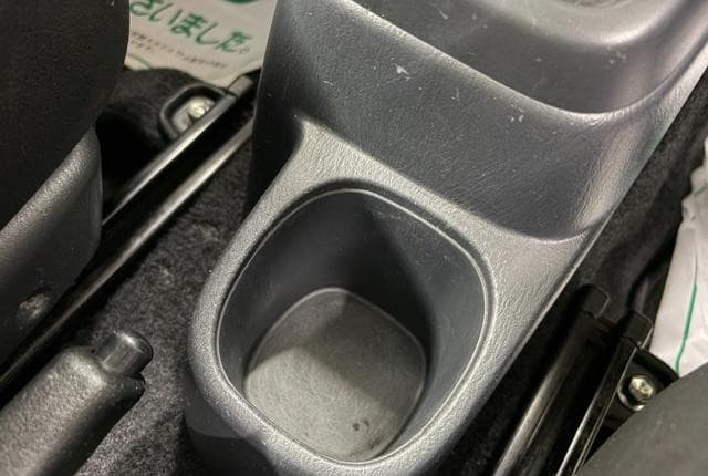 2009 Suzuki Jimny JDM car for sale — photo 11 of 25
