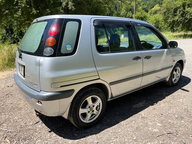 1998 Toyota Raum JDM car for sale — photo 6 of 18