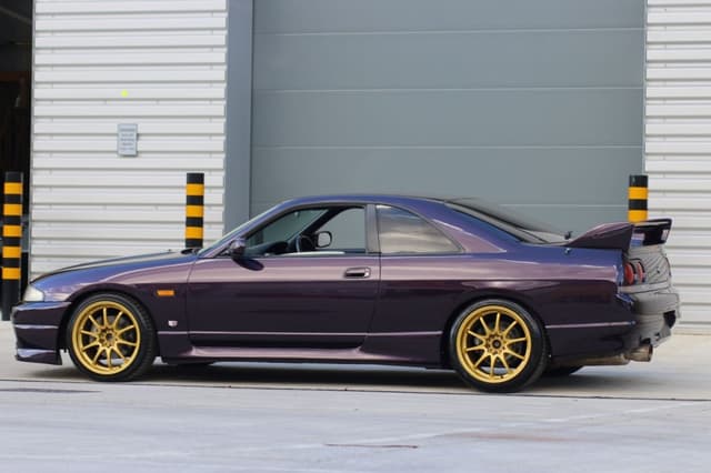 1998 Nissan Skyline JDM car for sale — photo 11 of 25