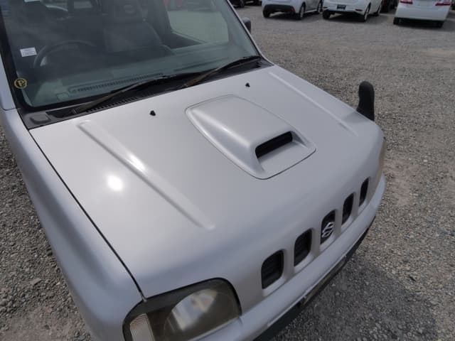 2001 Suzuki Jimny JDM car for sale — photo 12 of 25