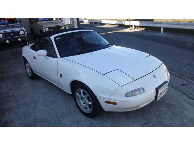 1993 Mazda Roadster (Eunos Roadster / MX-5) JDM car for sale — photo 3 of 20
