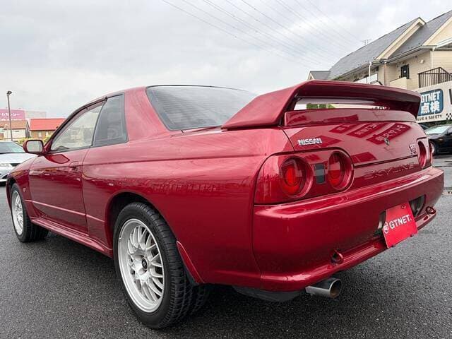 1994 Nissan Skyline JDM car for sale — photo 8 of 12