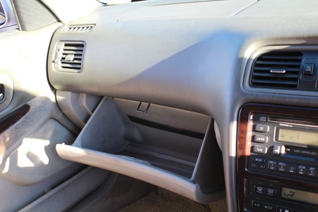 1997 Toyota Cresta JDM car for sale — photo 13 of 23