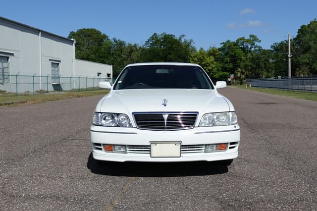 2000 Nissan Cima JDM car for sale — photo 14 of 19