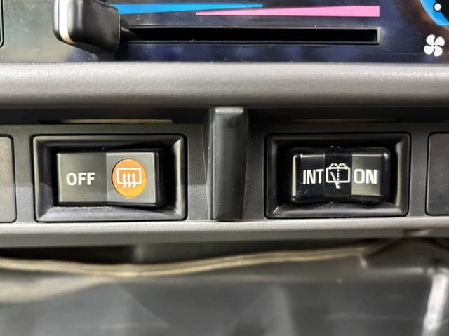 1991 Toyota Land Cruiser Prado JDM car for sale — photo 17 of 25