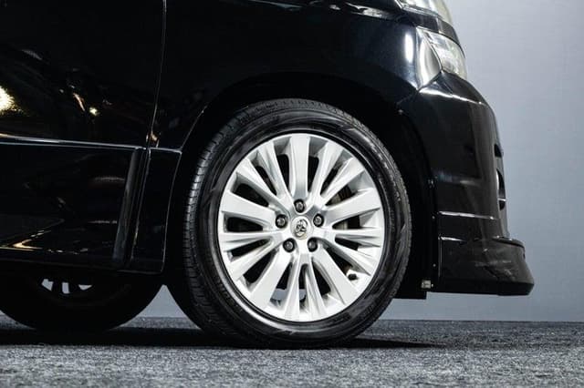 2012 Toyota Vellfire JDM car for sale — photo 10 of 19
