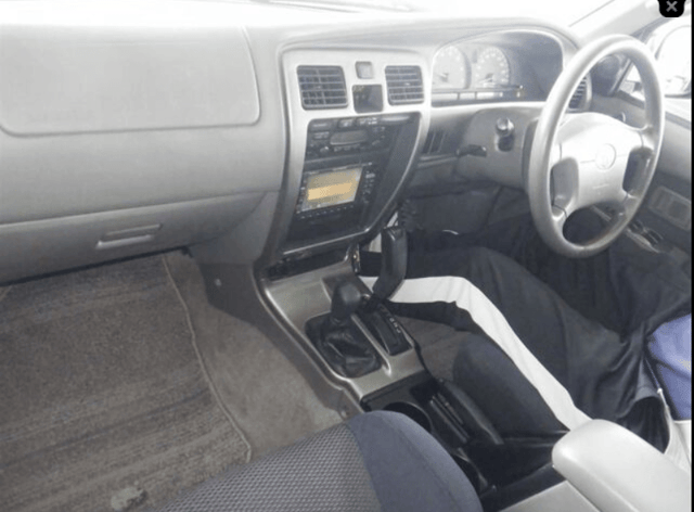 2001 Toyota Hilux Surf JDM car for sale — photo 10 of 11
