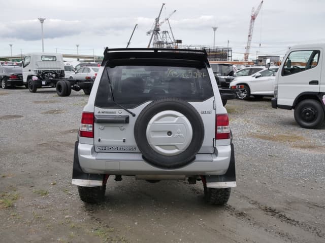 2001 Mitsubishi Pajero JDM car for sale — photo 6 of 25