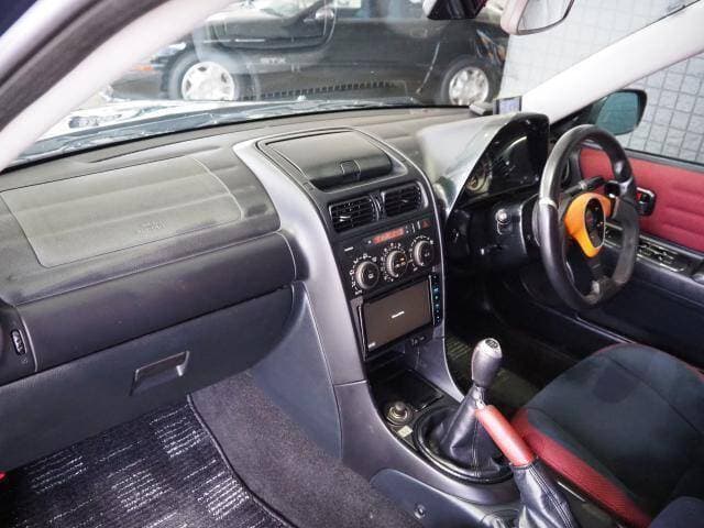 2001 Toyota Altezza JDM car for sale — photo 18 of 20