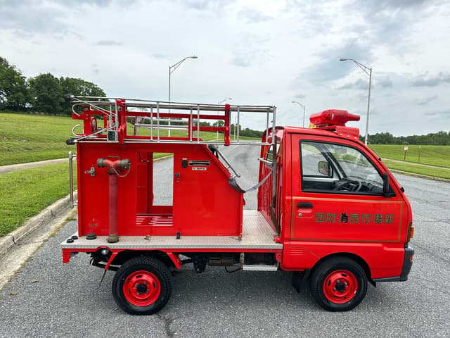 1994 Mitsubishi Minicab JDM car for sale — photo 8 of 14