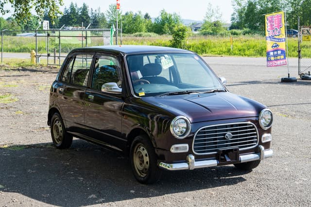 2000 Daihatsu Mira JDM car for sale — photo 3 of 10