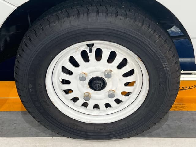 1992 Mitsubishi Minicab JDM car for sale — photo 14 of 24