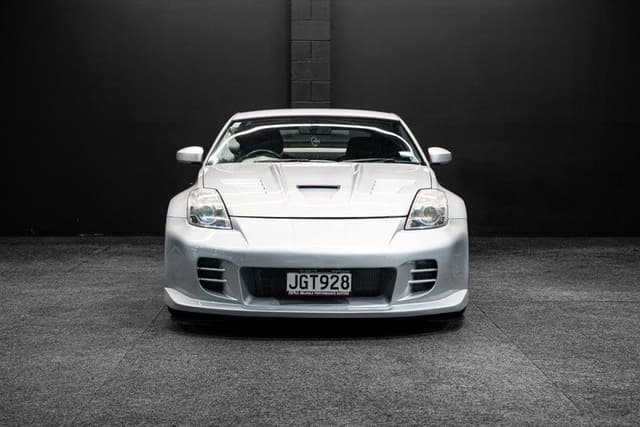 2005 Nissan Fairlady Z JDM car for sale — photo 12 of 20