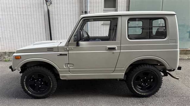 1991 Suzuki Jimny JDM car for sale — photo 17 of 25