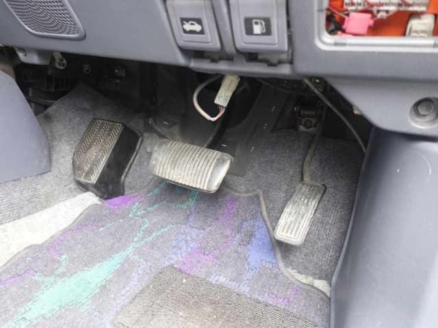 1997 Toyota Land Cruiser Prado JDM car for sale — photo 13 of 22