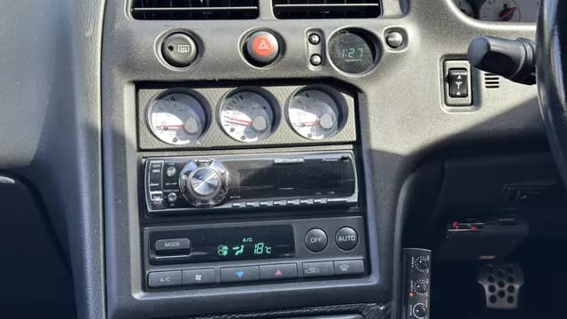 1997 Nissan Skyline JDM car for sale — photo 21 of 25