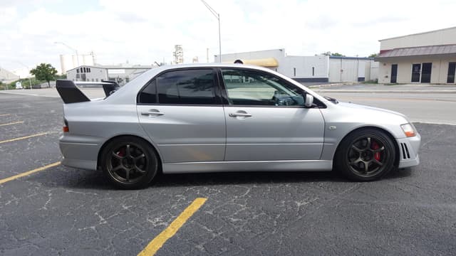 2001 Mitsubishi Lancer Evolution JDM car for sale — photo 4 of 16