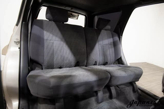1996 Toyota Hilux Surf JDM car for sale — photo 17 of 25