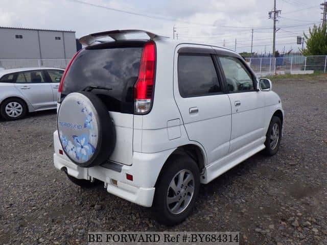 2002 Daihatsu Terios JDM car for sale — photo 5 of 25