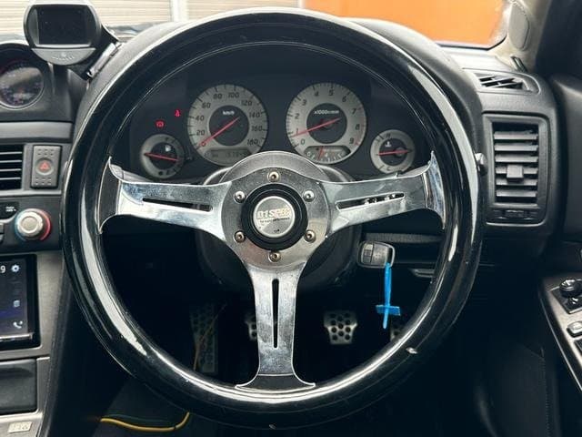 2001 Nissan Skyline JDM car for sale — photo 19 of 25