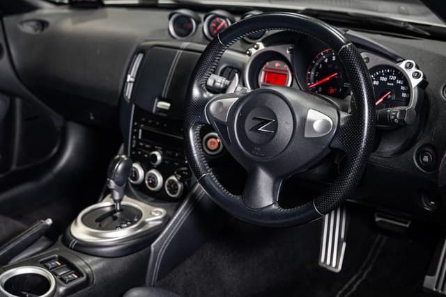2010 Nissan Fairlady Z JDM car for sale — photo 20 of 20