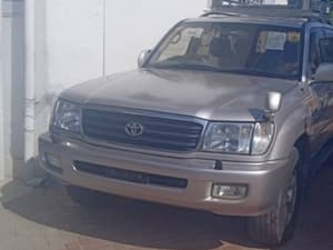 2001 Toyota Land Cruiser JDM car for sale