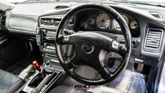 1999 Nissan Stagea JDM car for sale — photo 12 of 25