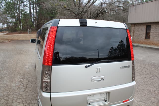 1999 Honda Stepwagon JDM car for sale — photo 12 of 25