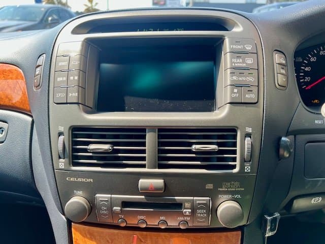 2001 Toyota Celsior JDM car for sale — photo 24 of 25