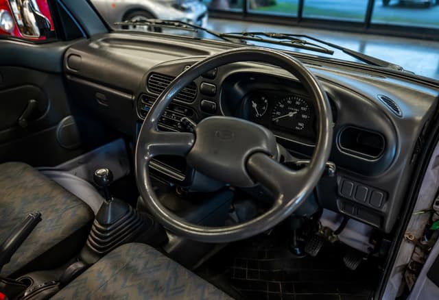 1998 Daihatsu JDM car for sale — photo 4 of 20