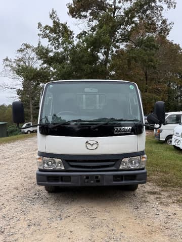 2001 Mazda Titan JDM car for sale — photo 2 of 19
