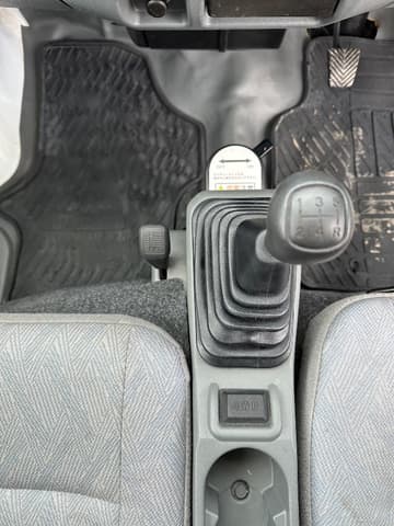 2000 Mitsubishi Minicab JDM car for sale — photo 16 of 22