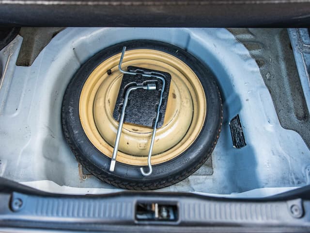 1997 Toyota Corolla JDM car for sale — photo 17 of 22