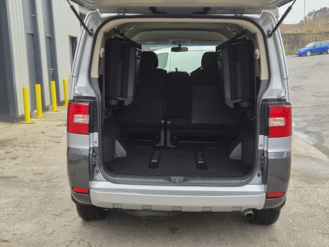 2009 Mitsubishi Delica JDM car for sale — photo 7 of 22