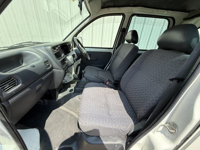 1999 Daihatsu Hijet JDM car for sale — photo 11 of 19