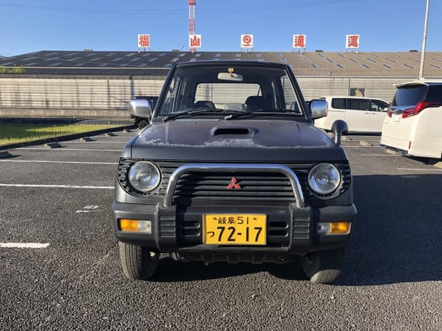 1995 Mitsubishi Pajero Mini JDM car for sale — photo 2 of 5