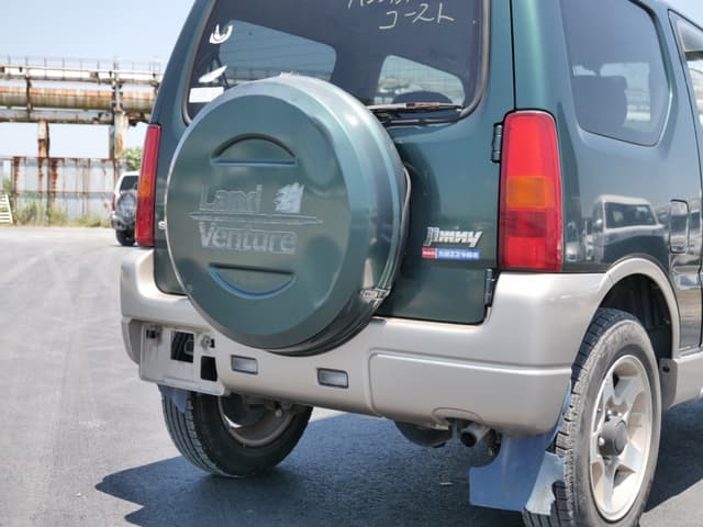 2001 Suzuki Jimny JDM car for sale — photo 18 of 25