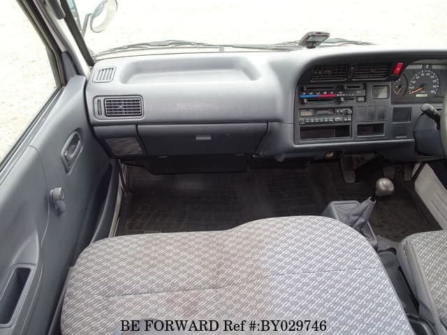 2003 Toyota HiAce JDM car for sale — photo 25 of 25