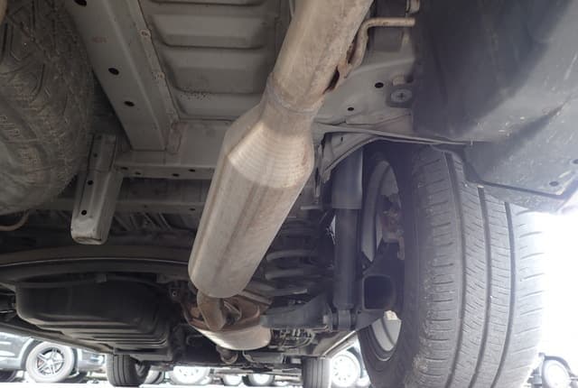 2009 Toyota Vellfire JDM car for sale — photo 16 of 25