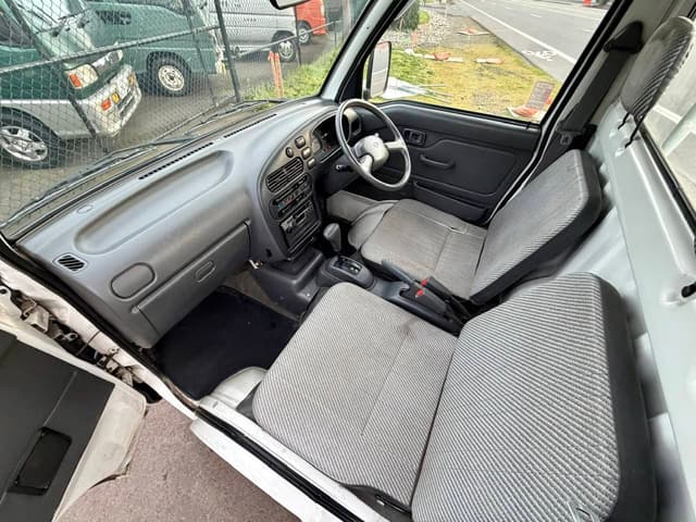 1997 Daihatsu Hijet JDM car for sale — photo 24 of 25