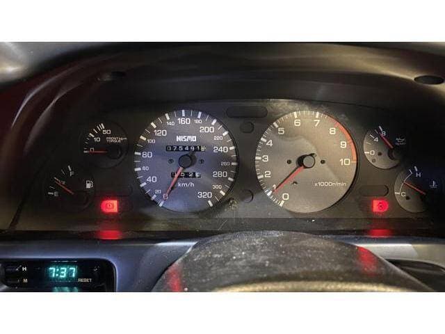 1992 Nissan Skyline JDM car for sale — photo 18 of 20
