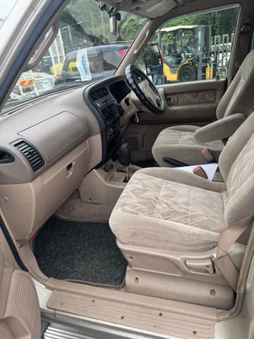 2001 Isuzu Bighorn JDM car for sale — photo 14 of 19